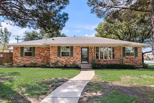 3106 Sharpview Ln Photo 1