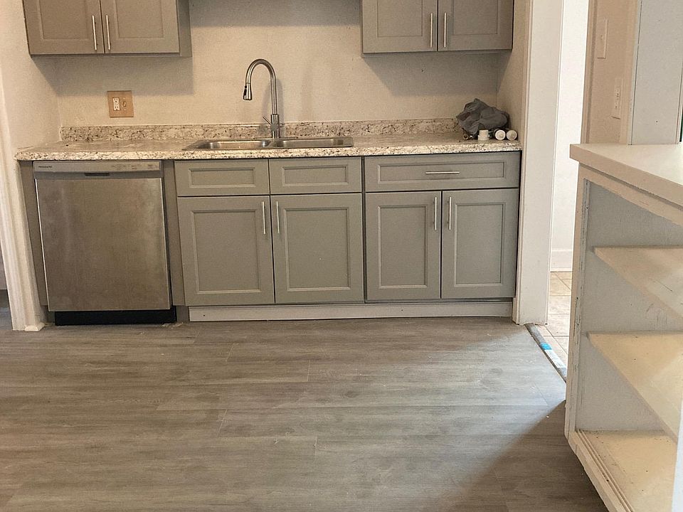 1st image of 5714 Kenilwood Dr
