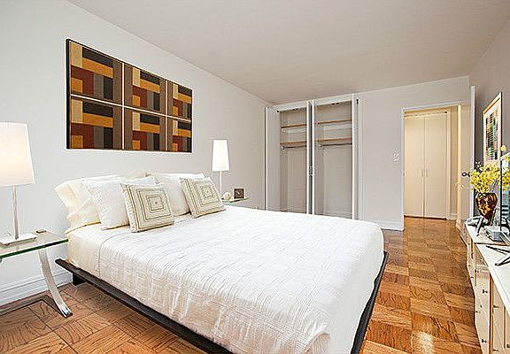 3rd image of 400 E 71st St APT 9h