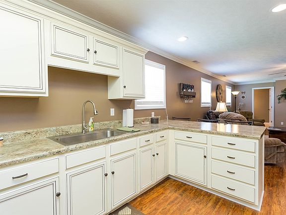 2nd image of 155 Osteen Ln