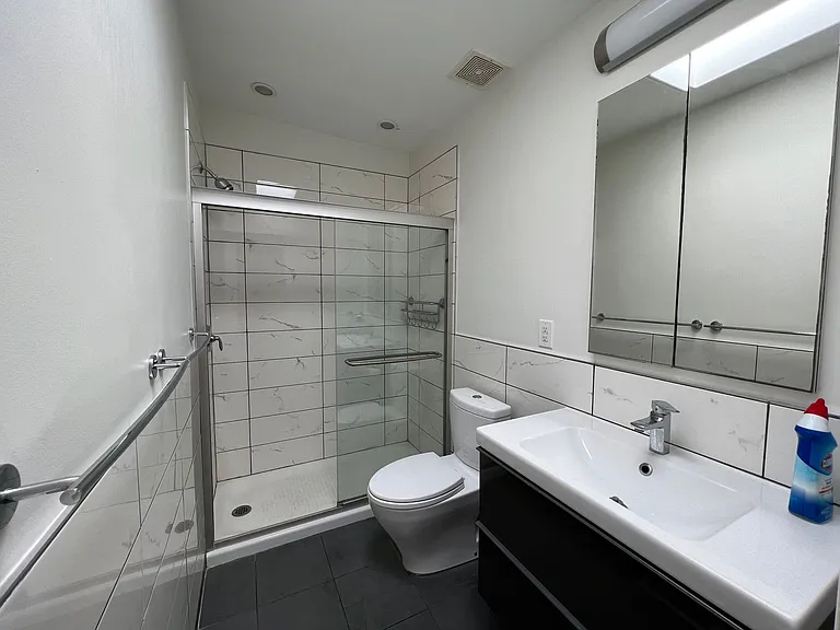 1007 S Chadwick St — Photo 10