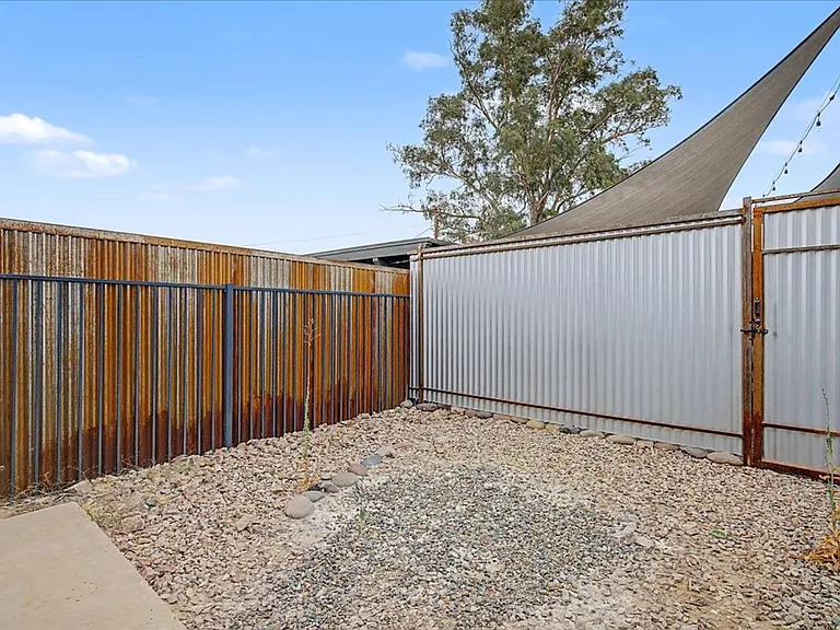 1604 N Forgeus Ave — Photo 19