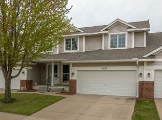 6028 Villa Dr, Johnston, IA 50131