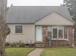 10044 Ruth Ave, Allen Park, MI 48101