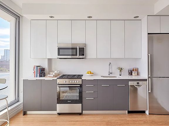 5th image of 1 S 1st St APT Ph2b