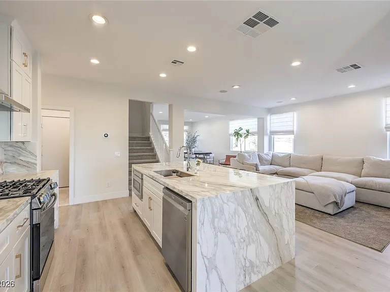 5404 Avent Ferry St — Photo 13