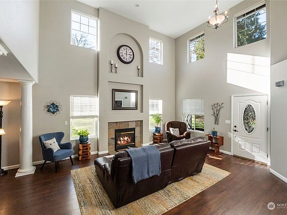 4th image of 14811 96th Avenue Ct E