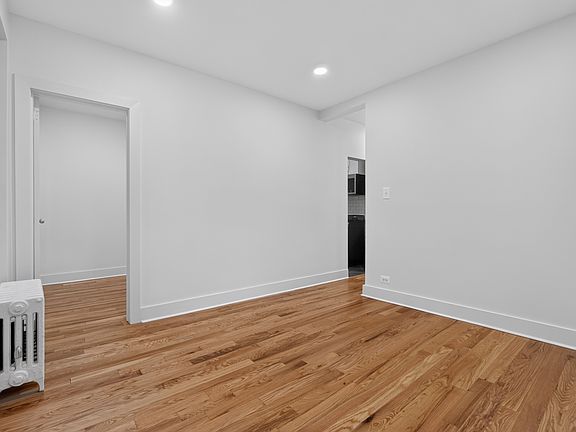 4th image of 483 Amsterdam Ave APT 1