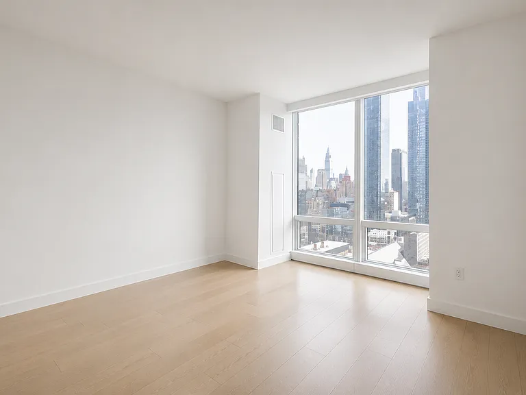 15 Hudson Yards #30A — Photo 7