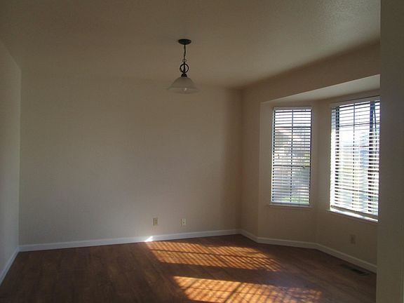 4th image of 115 Otta Dr
