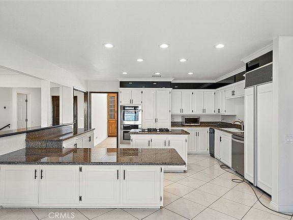 5th image of 11393 La Vereda Dr