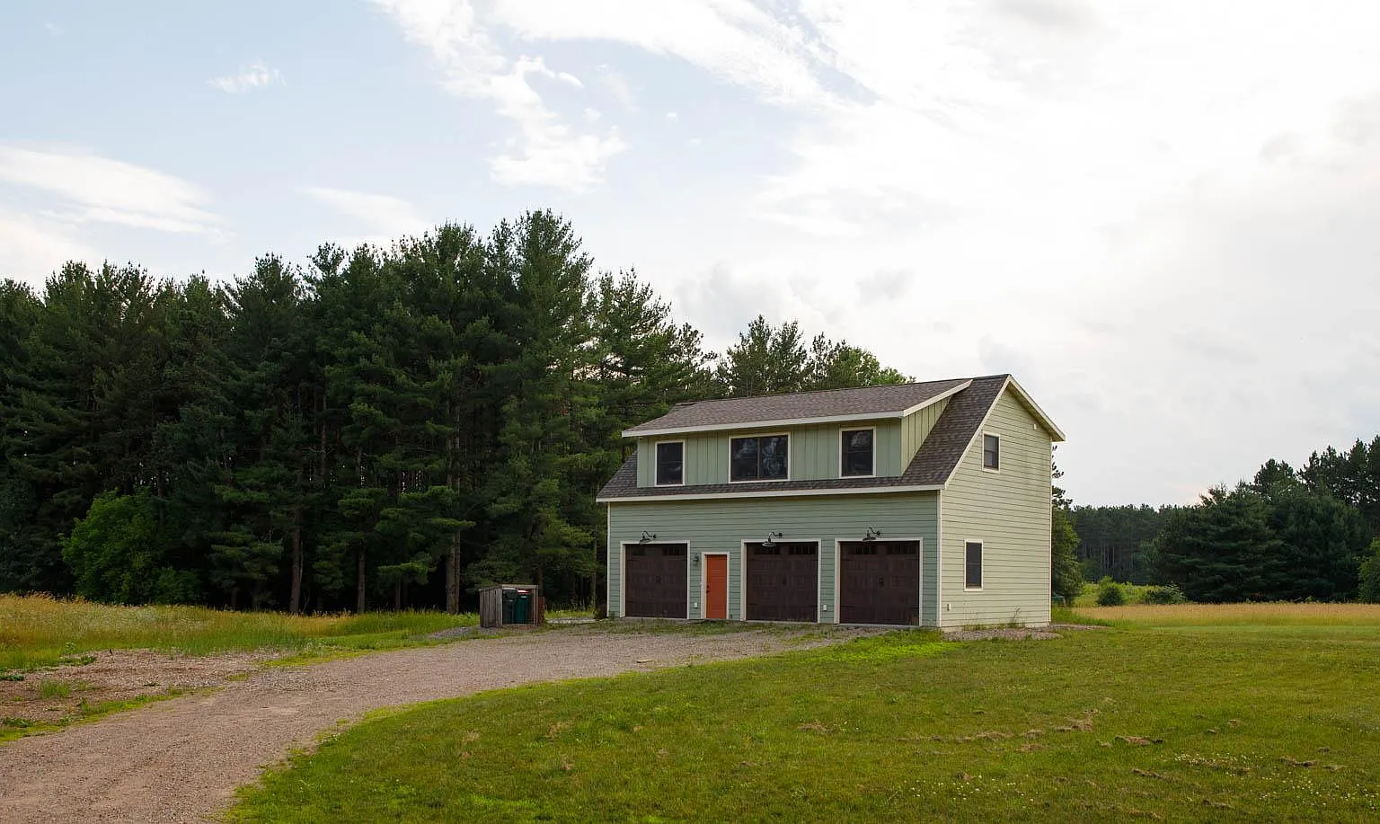 2 bed, $1,950 — Photo 1