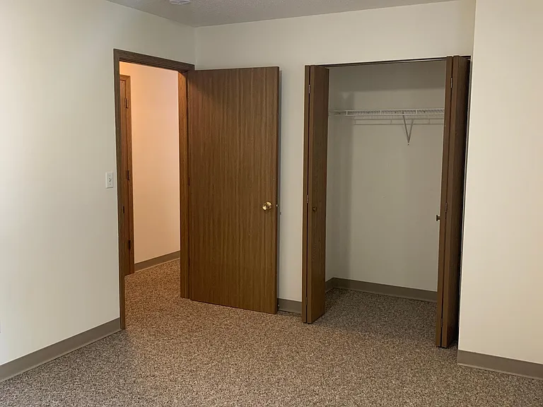 923 Boston Way — Photo 8