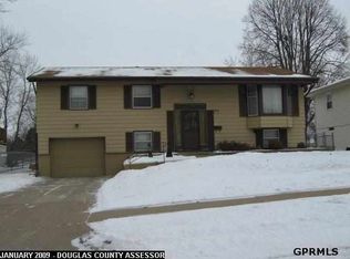 2429 S 124th St, Omaha, NE 68144