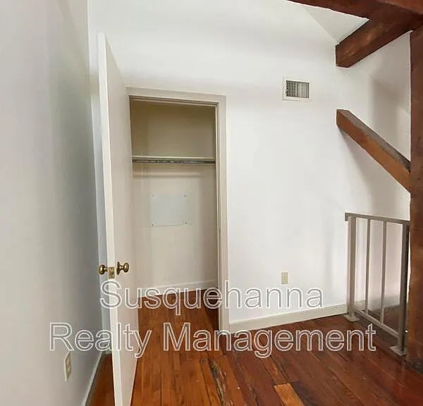 402 W Frederick St #302 — Photo 8