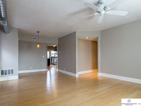 4th image of 213 S 26 St #5
