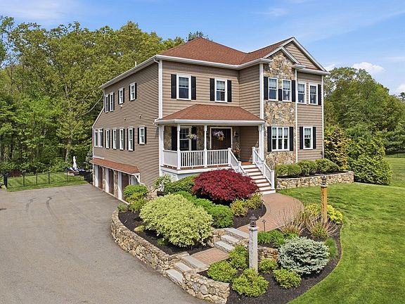 2nd image of 35 Settlers Way