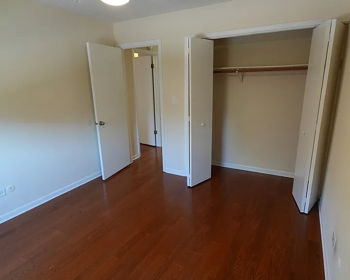 1204 Inverrary Ln #- — Photo 17