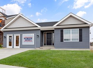 16700 River Stone Dr, Florissant, MO 63031