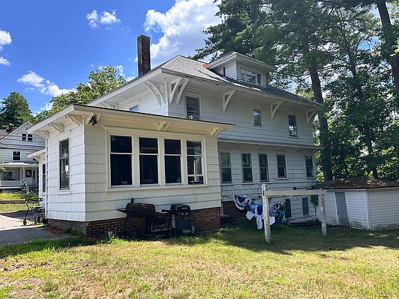 4th image of 156 Cottage Street