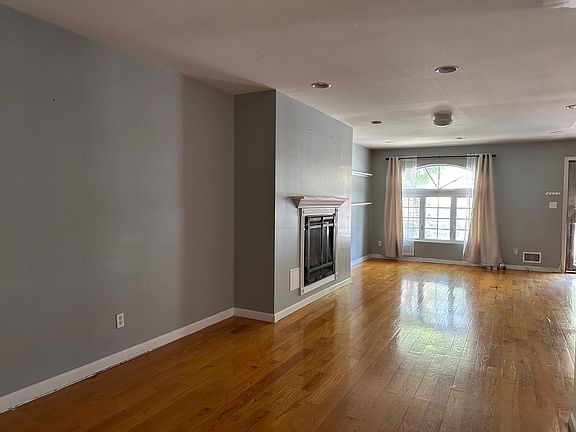 2nd image of 24-03 86th St Floor 1