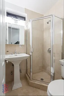 Rented by REAL New York | media 14