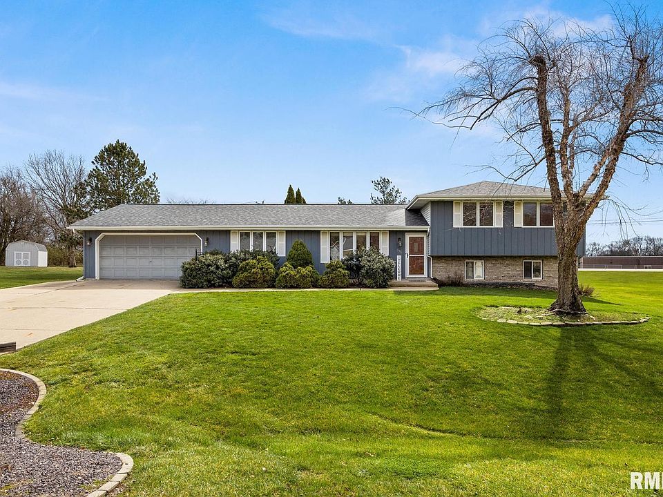 1st image of 336 Whispering Oaks Dr