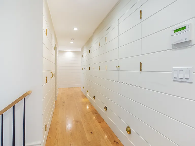 13 Hilltop Ln — Photo 17