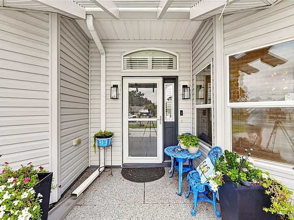 3rd image of 313 GONZALES PLACE