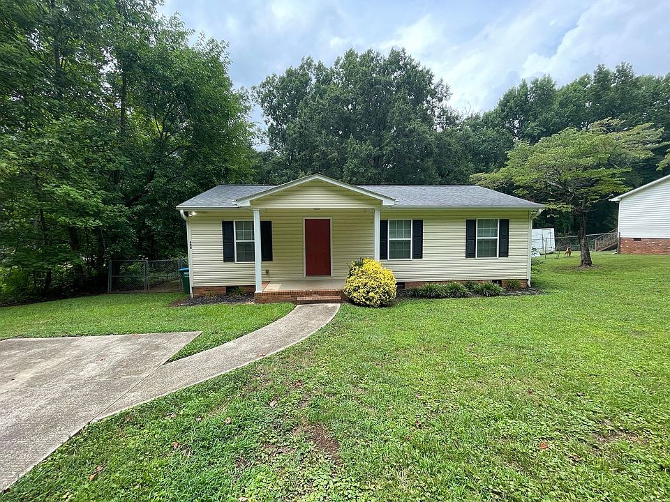 1st image of 408 Sunset Dr