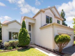 1656 Charlotte Cir, Naperville, IL 60564