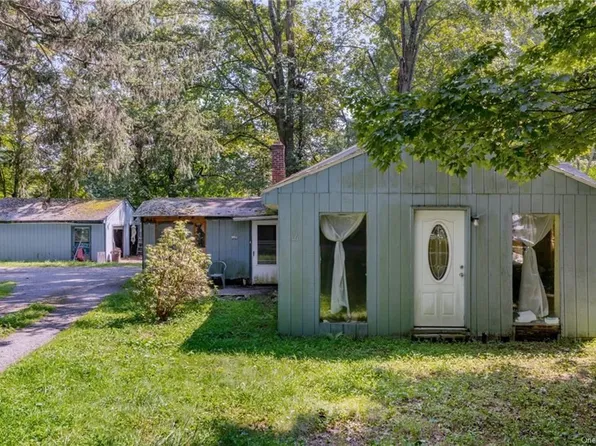 16 Titus Road Ext, Poughkeepsie, NY 12603