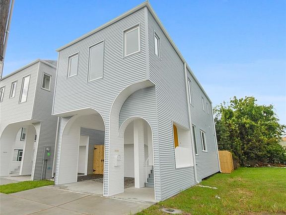2nd image of 3609 S Saratoga St