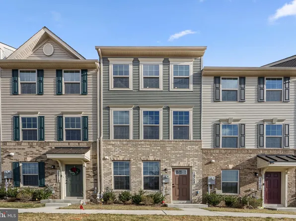 19708 Preservation Mews, Montgomery Village, MD 20886