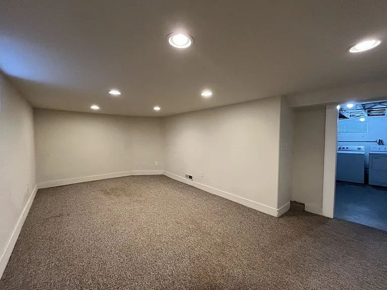3355 NE 73rd Ave — Photo 23