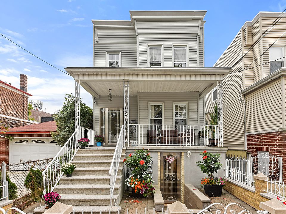 1313 Puritan Avenue