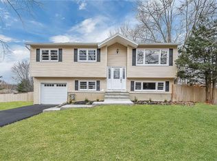 767 Silver Lake Scotchtown Rd, Middletown, NY 10941