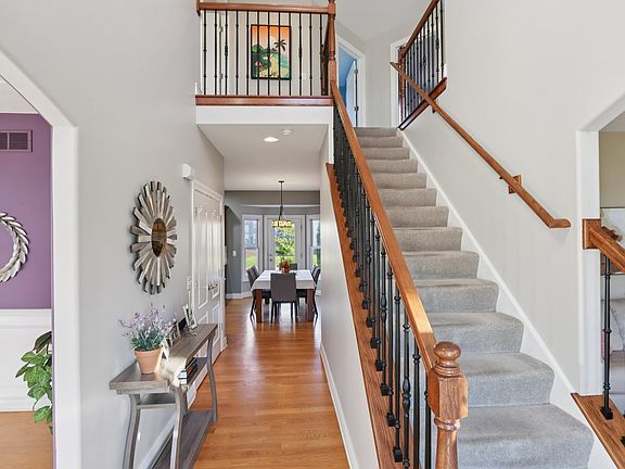 2nd image of 12913 Waterford Ct