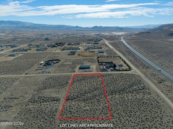 1440 W 8th St, Silver Springs, NV 89429