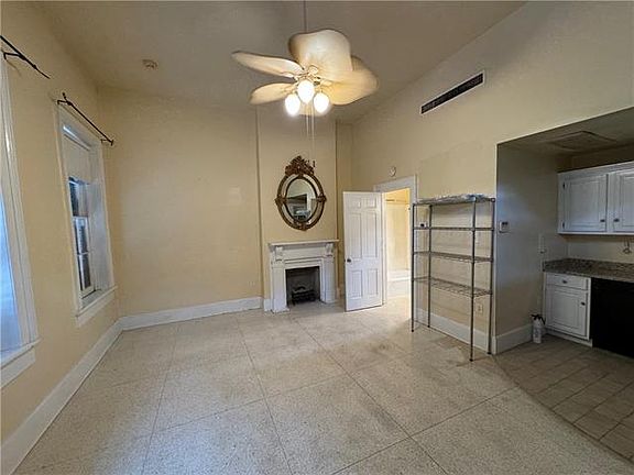 4th image of 931 Governor Nicholls St APT 1A