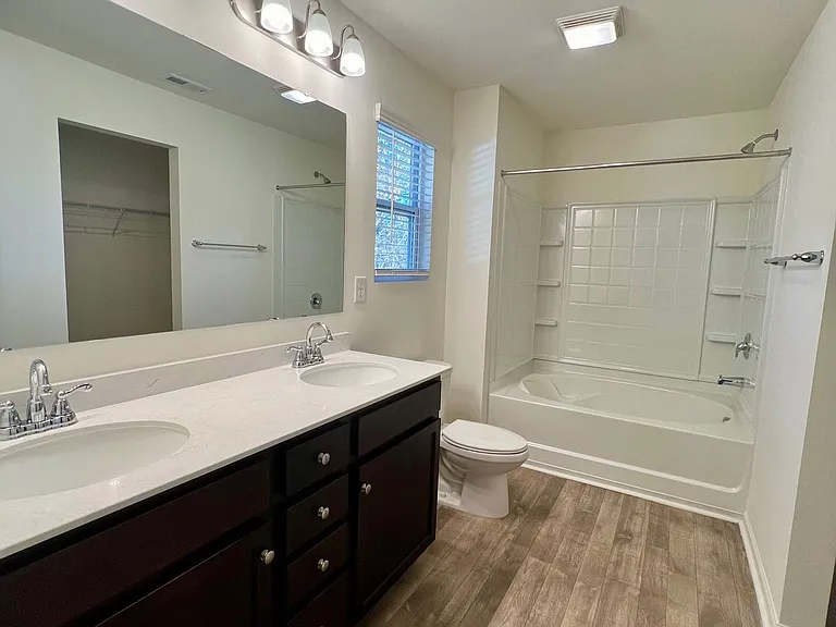 7926 Bristle Ln — Photo 16