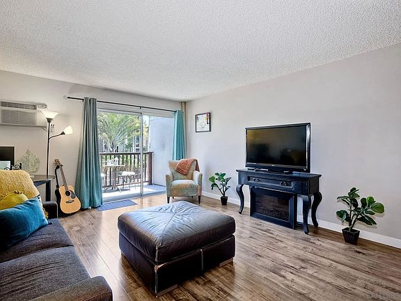 3rd image of 4545 Collwood Blvd Unit 6