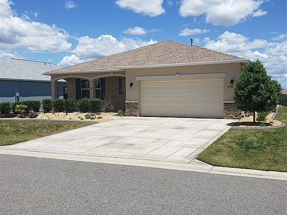 2nd image of 9013 SW 79th Ln