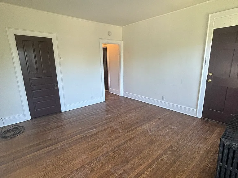 537 W Ferry St #3 — Photo 10