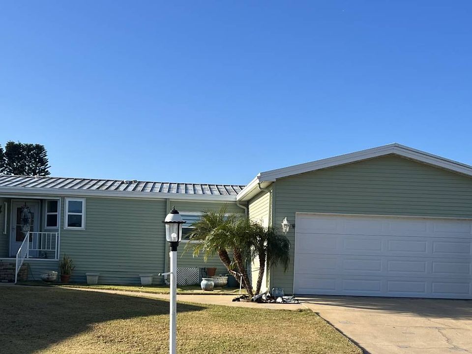 1st image of 132 Jacaranda Way