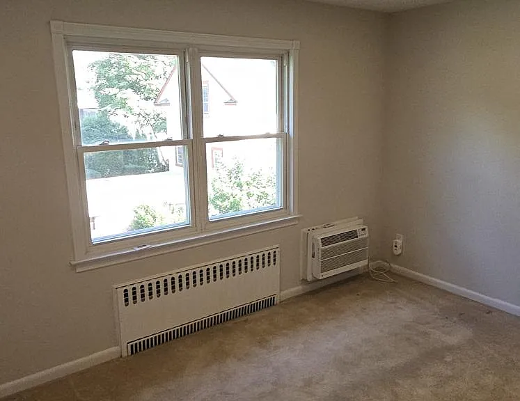 741 Gramatan Ave #2 — Photo 22