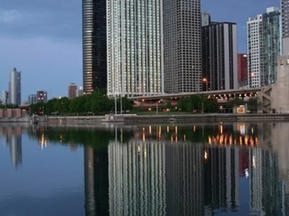 195 N Harbor Dr APT 203, Chicago, IL 60601