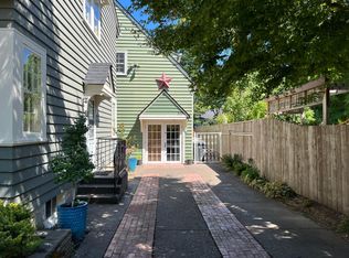 317 NW 33rd St, Corvallis, OR 97330