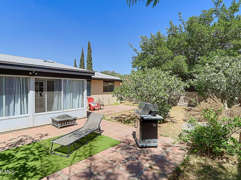 4348 Loma Hermosa Dr — Photo 39