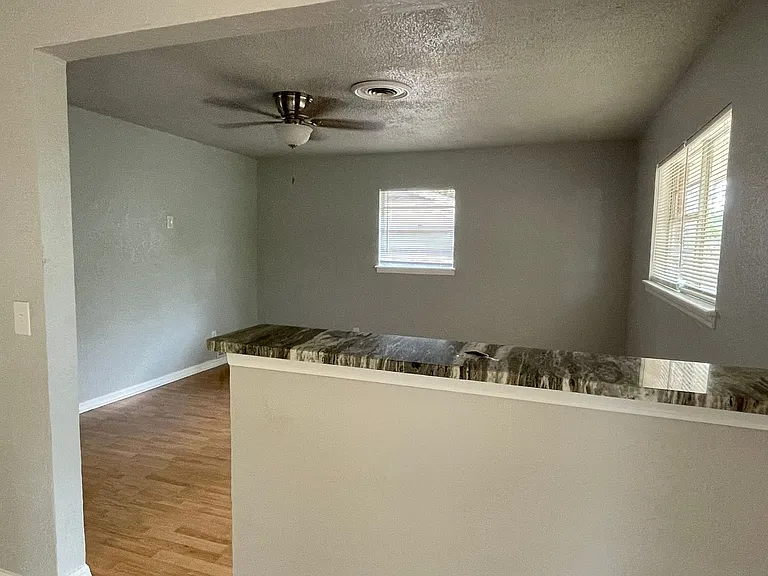 5808 NW Liberty Ave — Photo 14